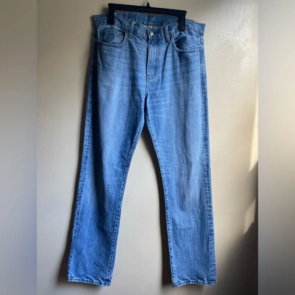Men’s J. Crew every stitch counts Straight jeans size 34/34 excellent condition